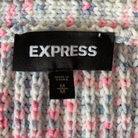 COPY - Express Pullover Sweater - Picture 4 of 5